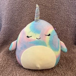 Ter the narwhal squishmallow!